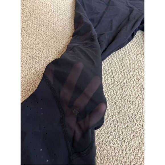 Lululemon size 12 cropped leggings - Picture 3 of 7